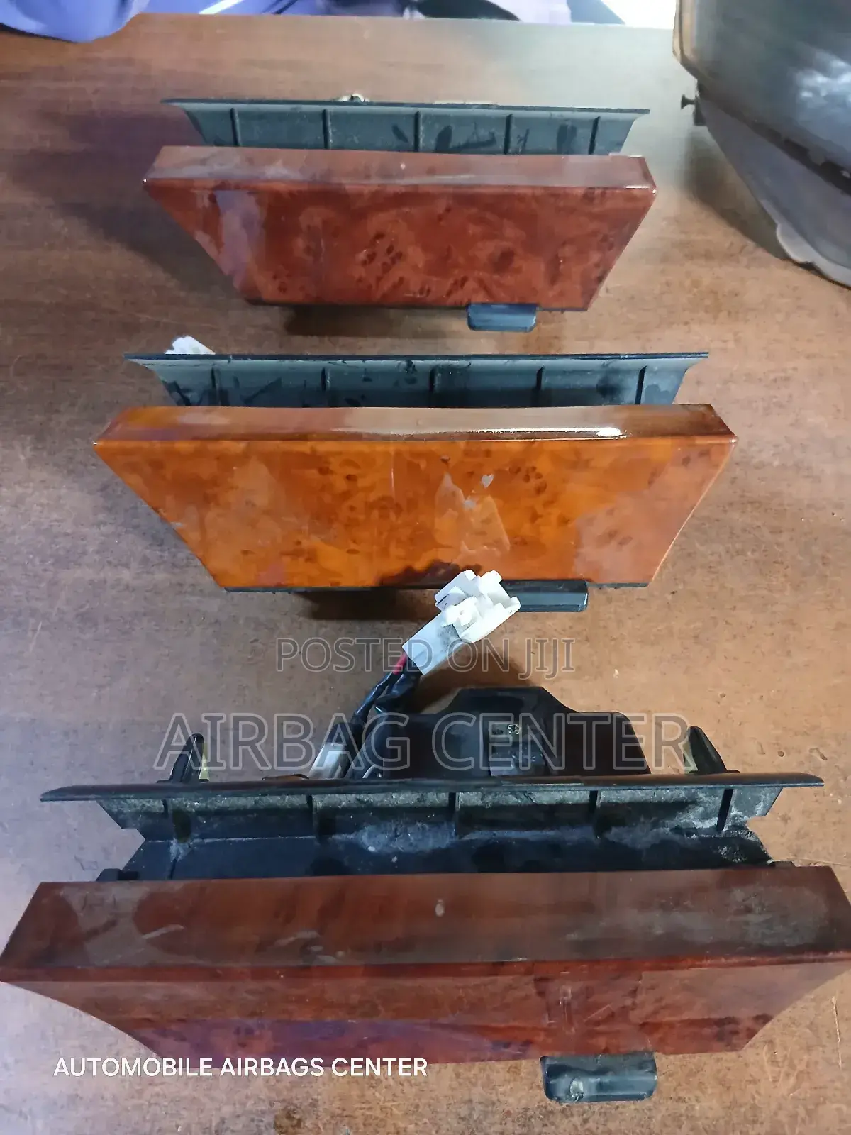Premio 240 / Allion 240 Lighter Box