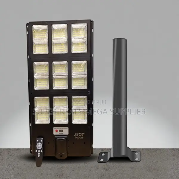 Stable Performance 2000w Solar Street Light With Efficient Solar Panel