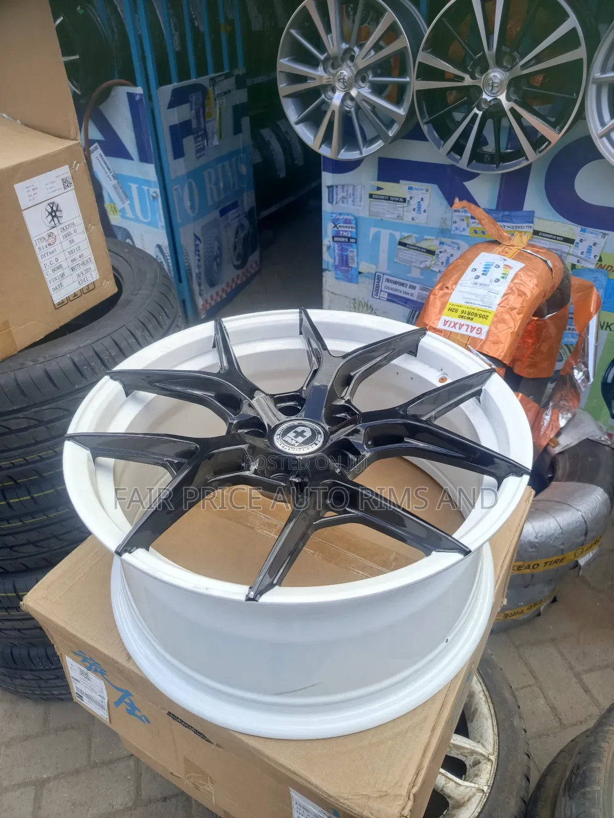 Whie And Black 112/114 Sports Rims 18 Inches