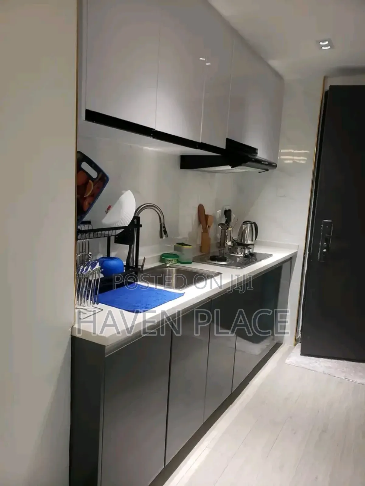 Studio/1 Bedroom Airbnb Behind Greenspot Gardens Kamakis,