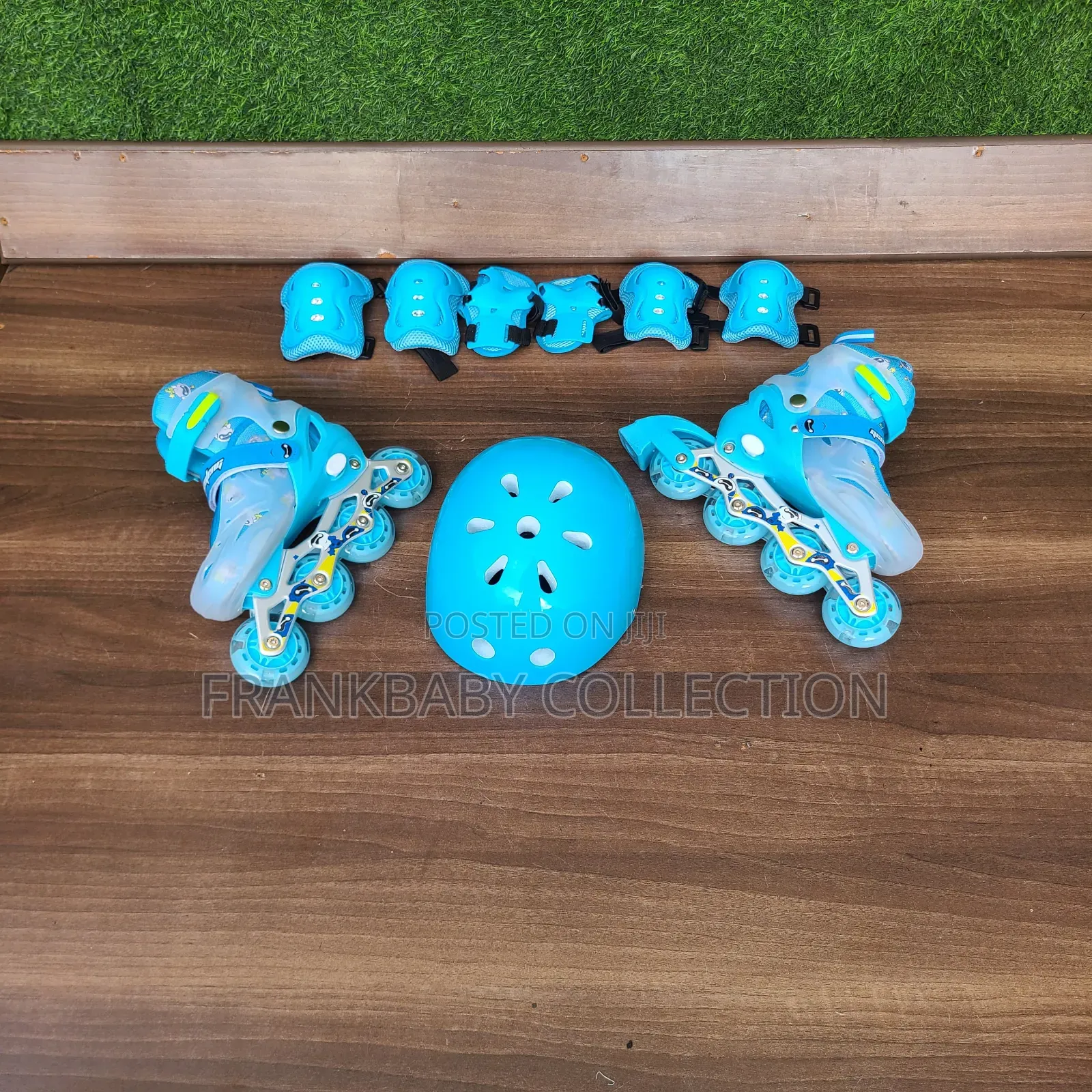 Adjustable Rubber Skates for Children.
