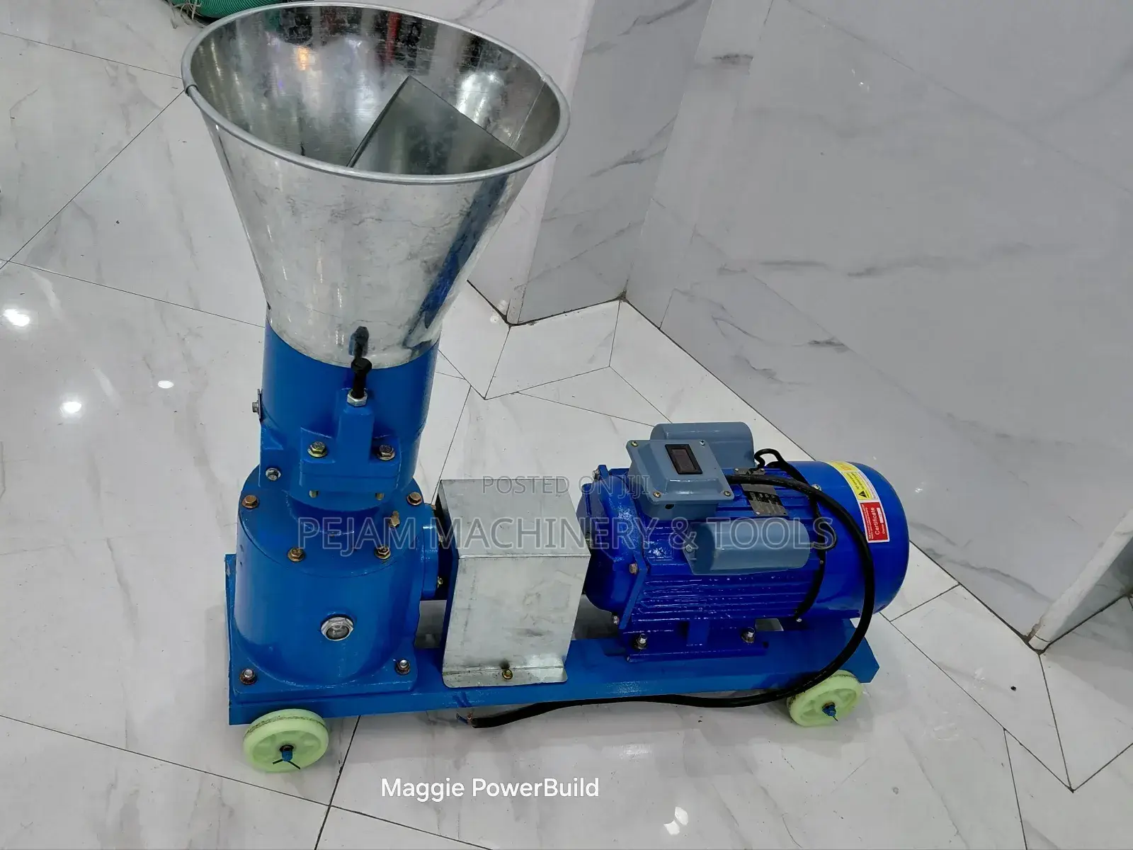 Commercial Animal Feed Pelletizer With 5hp Motor 200 to 250kgs/Hr