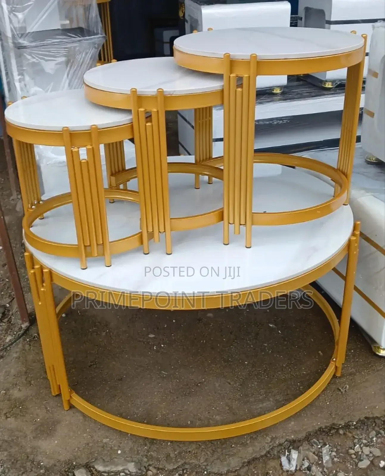 White 4-in-1 Executive Marble Table Offers a Bright, Pristine