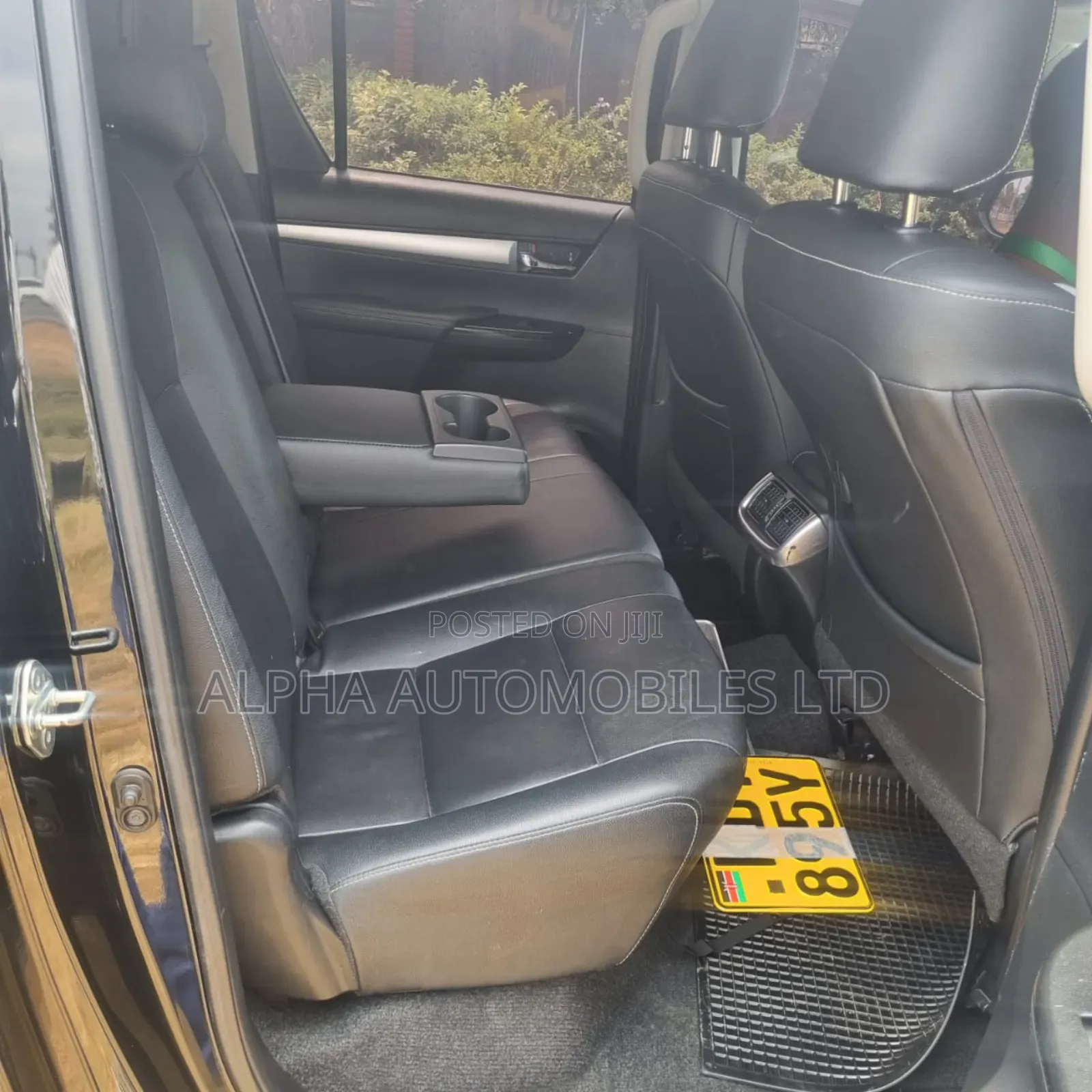 Toyota Hilux Revo Double Cab Deisel 2.4 AWD 2018 Black