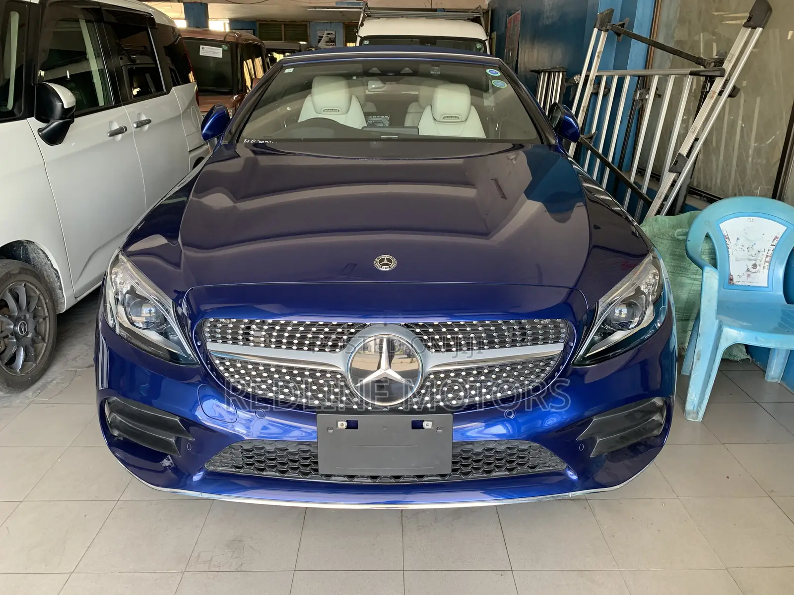 Mercedes-Benz C180 2018 Blue