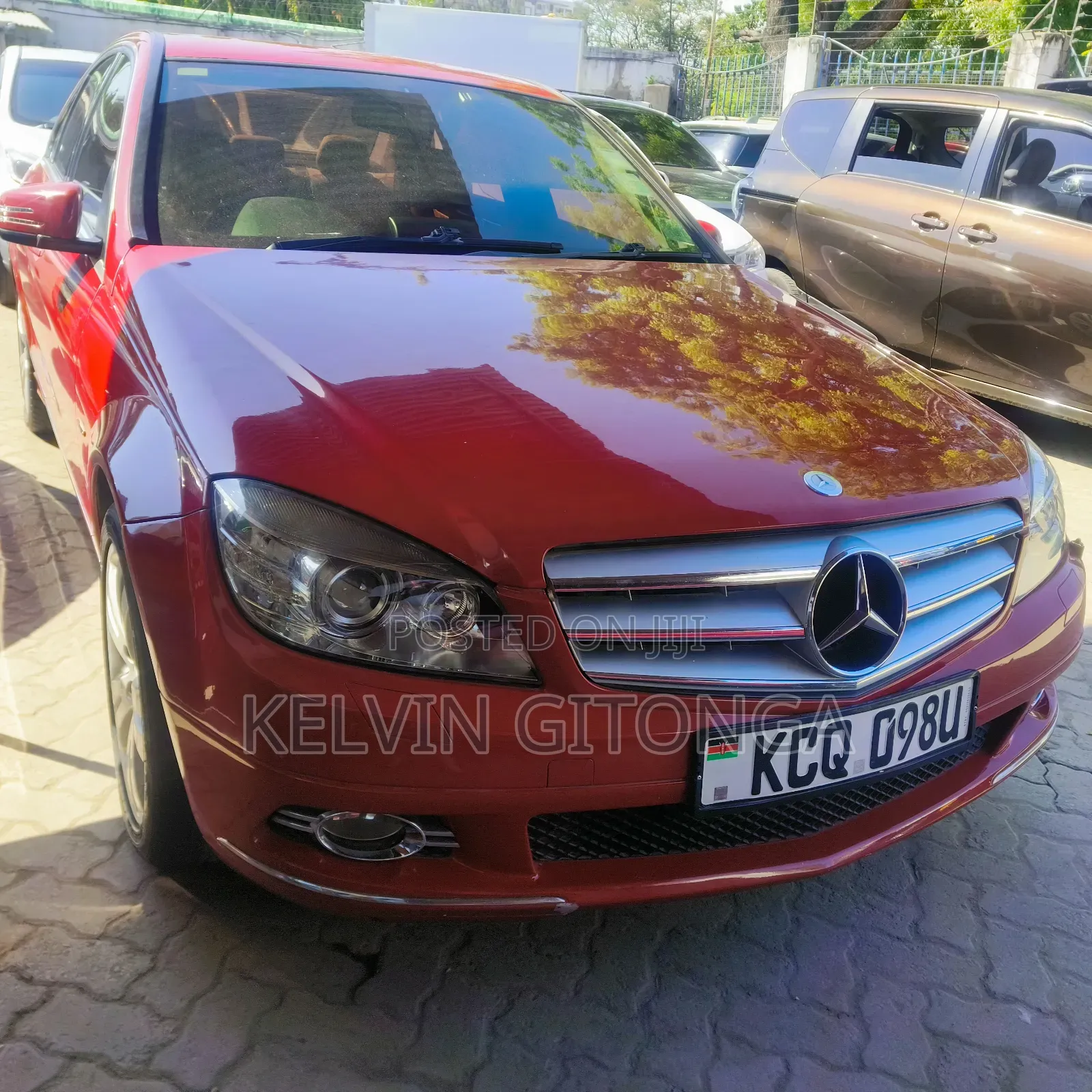 Mercedes-Benz C200 2012 Red