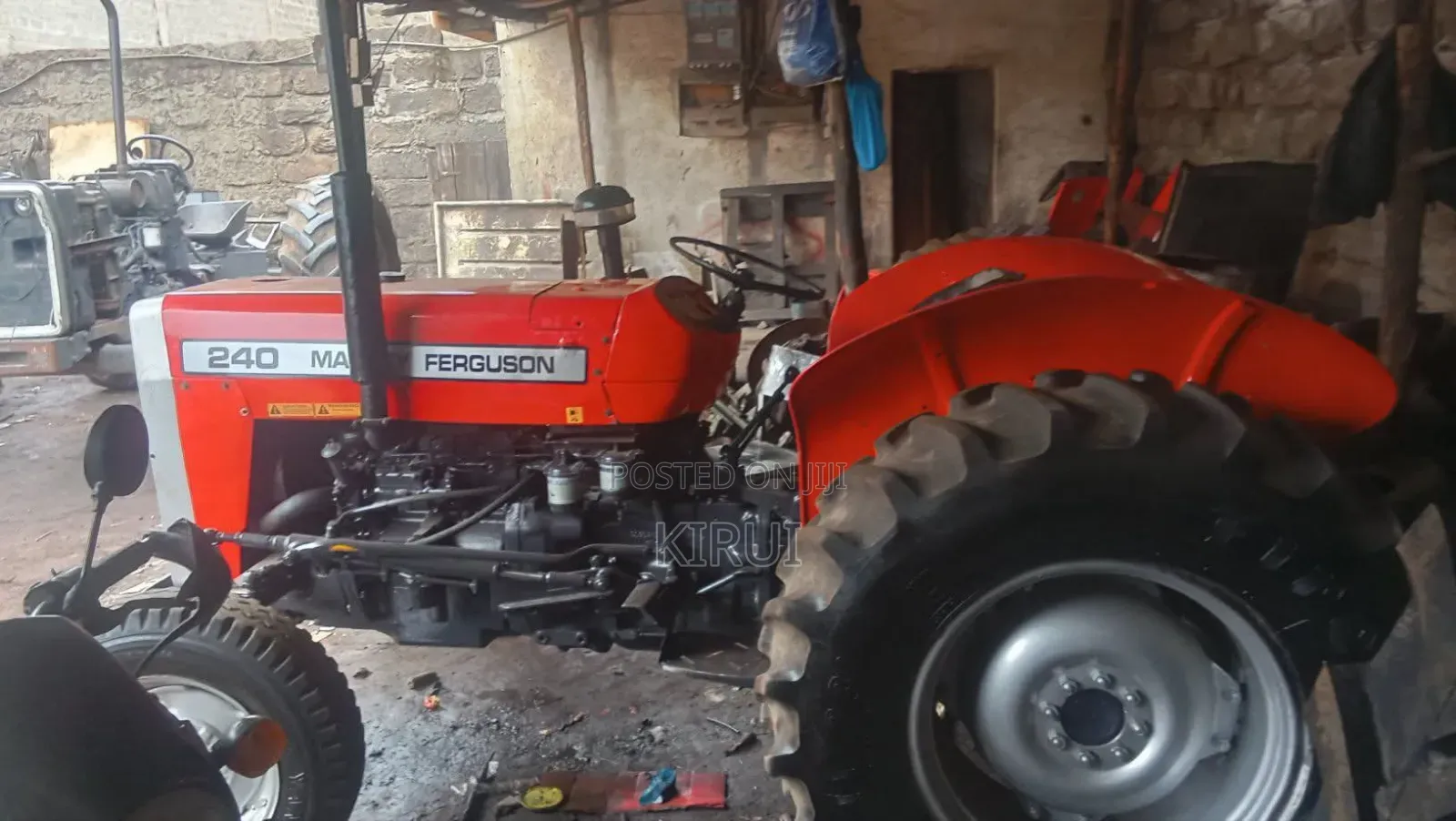 Massey Ferguson 240