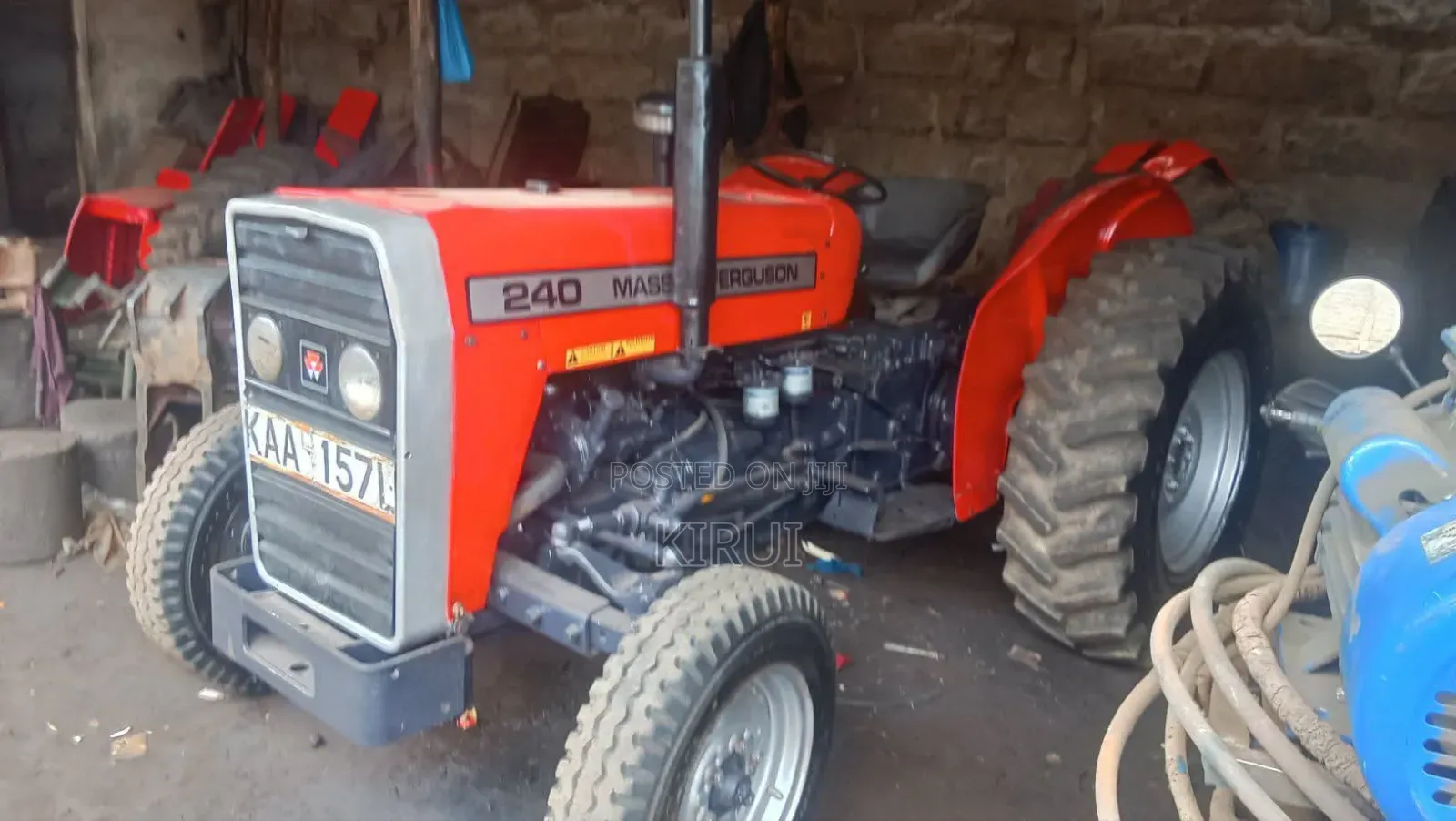 Massey Ferguson 240