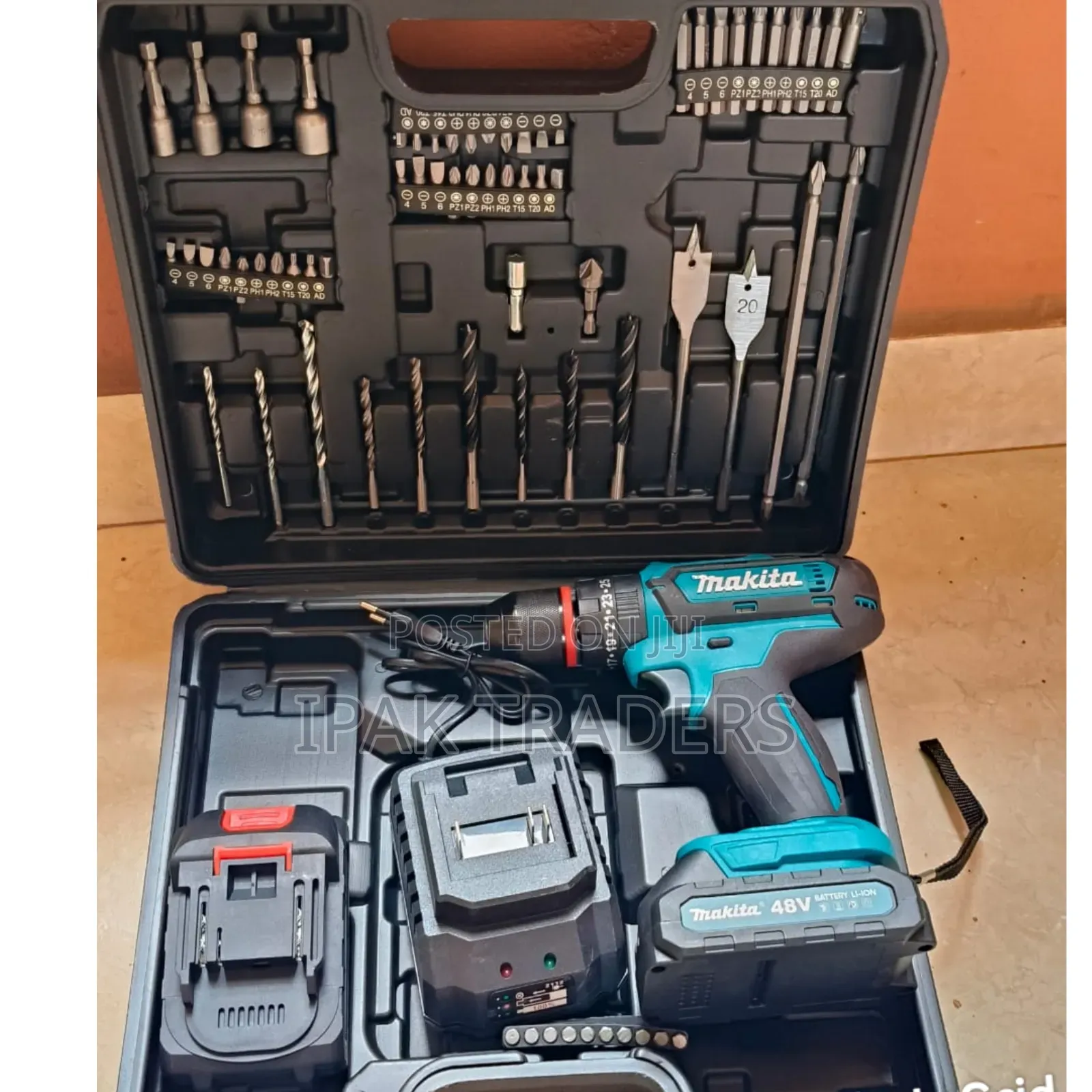 Makita 88v Cordless Drill With Hammer Fuction 
2 Batteries
47pcs