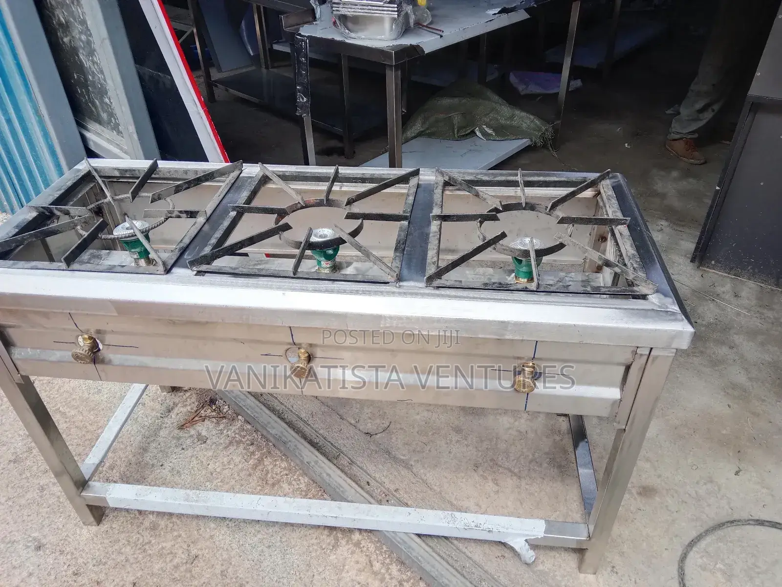 3-Burner Gas Cooker – Durable Efficient