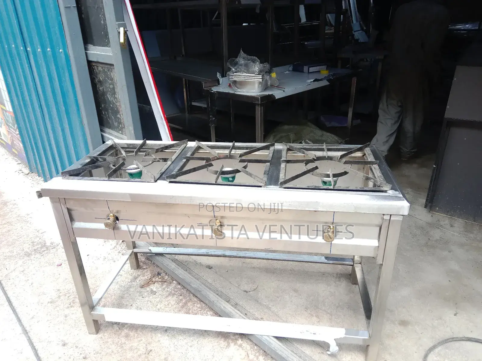 3-Burner Gas Cooker – Durable Efficient