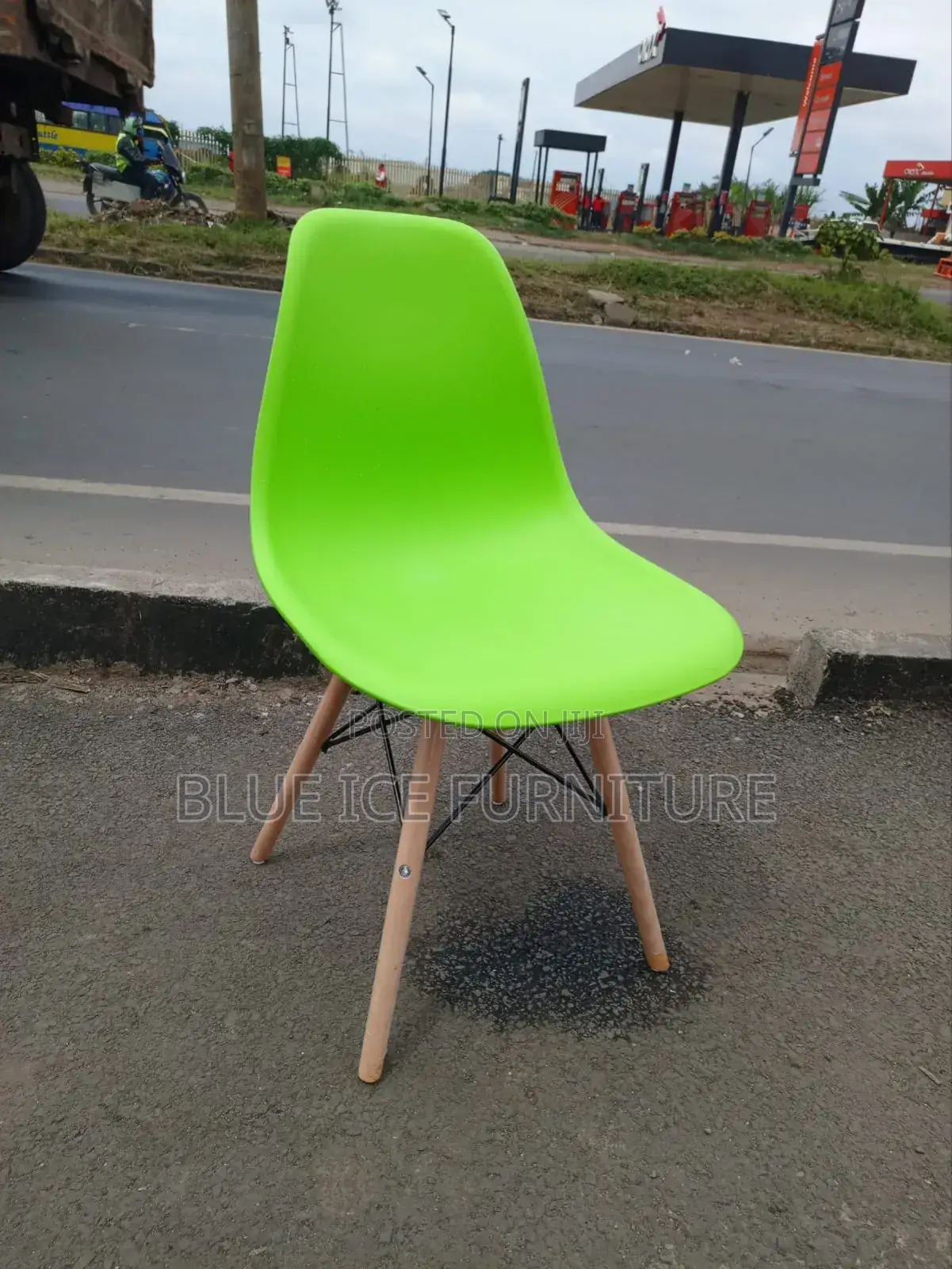 Eames Chair/Dining Chair