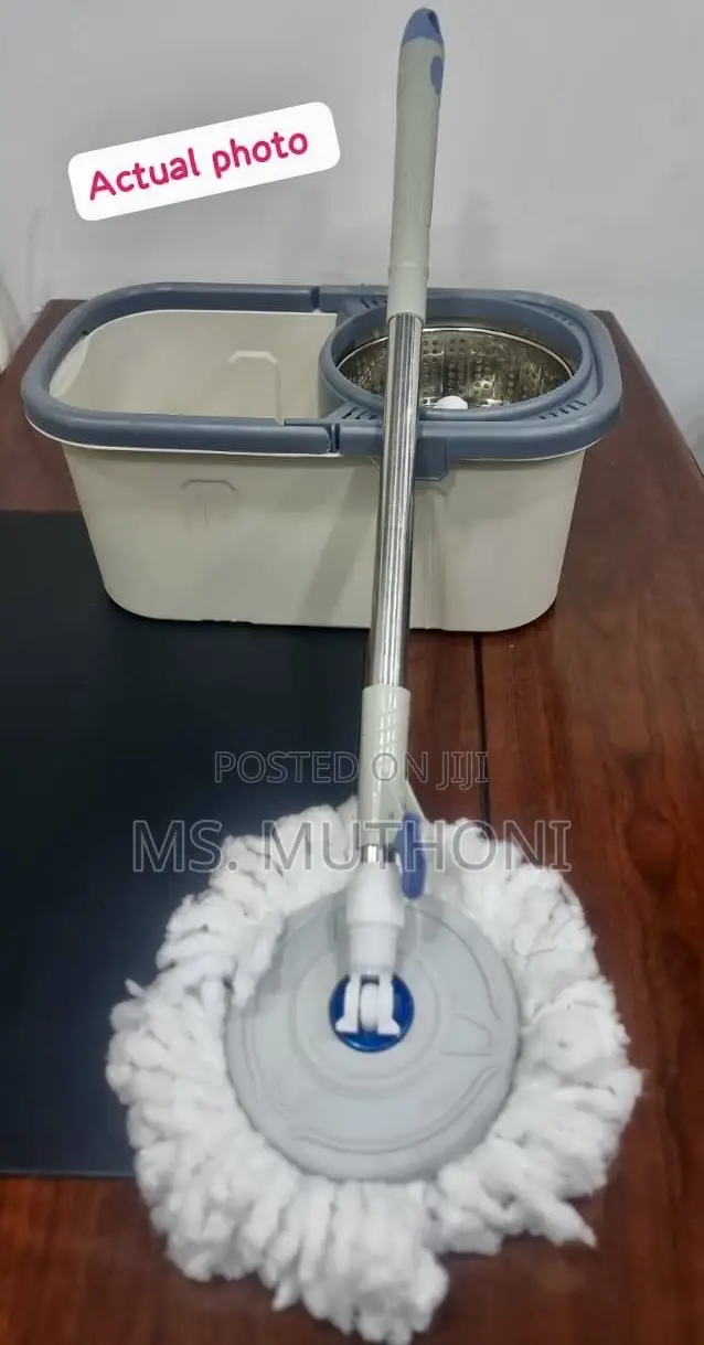 Spin Mop With 2 Mop Heads