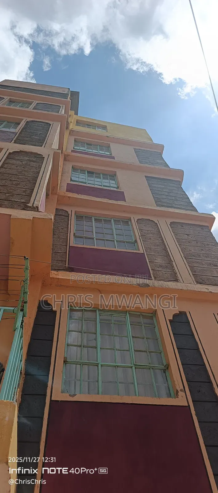 2bdrm Block of Flats in Season Street, Seasons Estate for sale