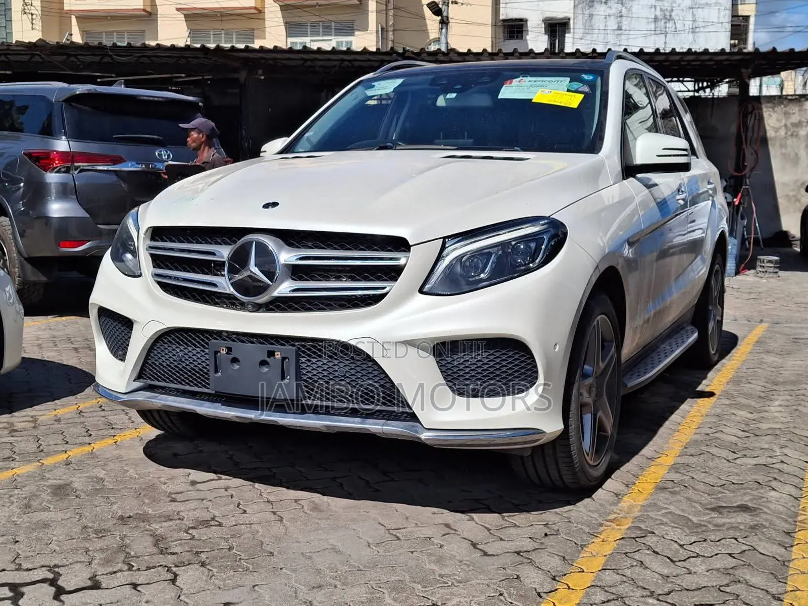 Mercedes-Benz GLE-Class GLE 350d 4MATIC 2019 White