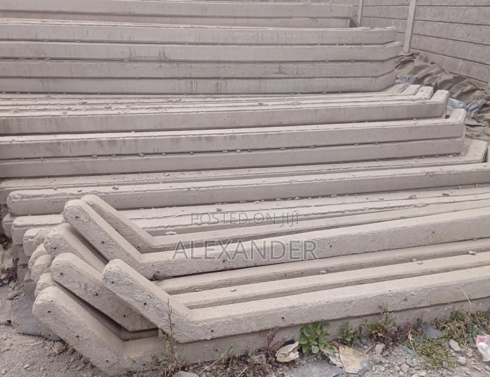 Reinforced Concrete Posts (8ft 10ft) - Direct From Supplier