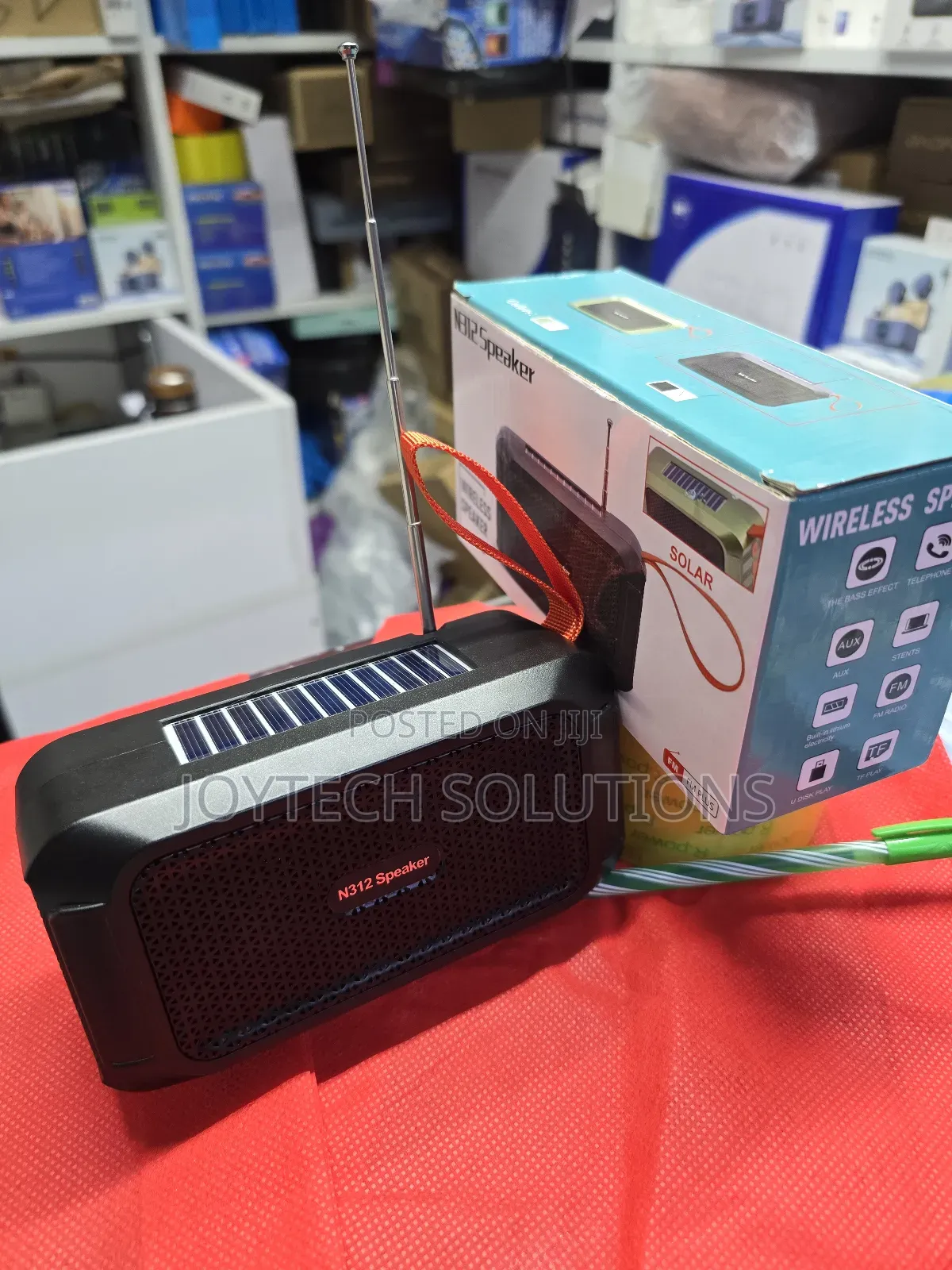 Fm Radio Solar Powered Bluetooth Speaker