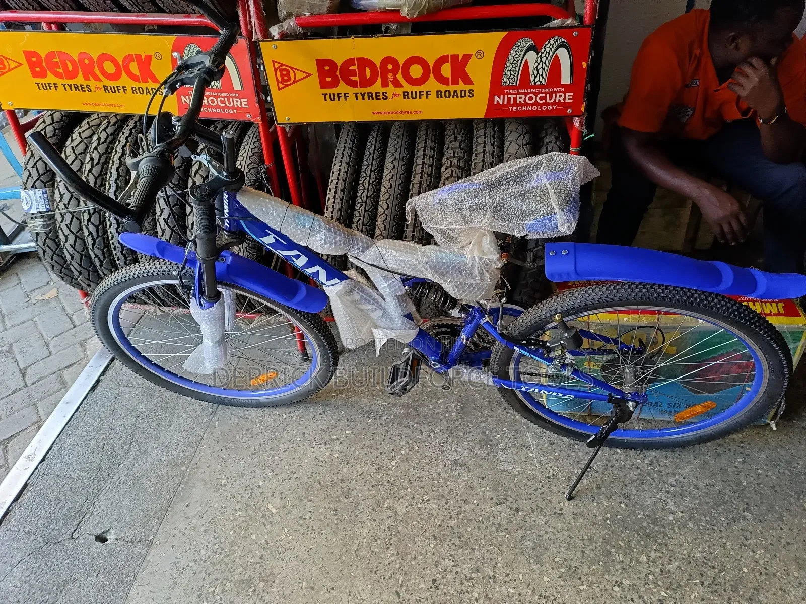 Strong Tanda Size 26 Bicycle