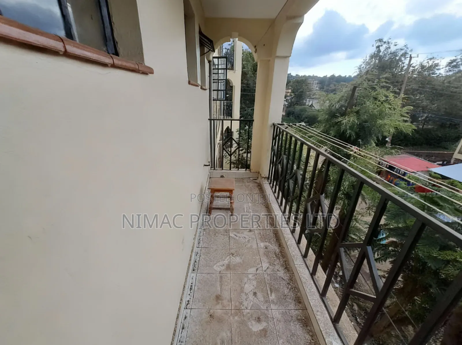 2bdrm Block of Flats in Erungu Apartment, Ngong CBD for sale