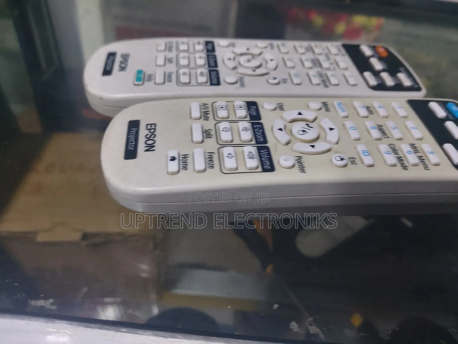 Epson Projector Remote – Long-Distance, Quick-Response Navigation