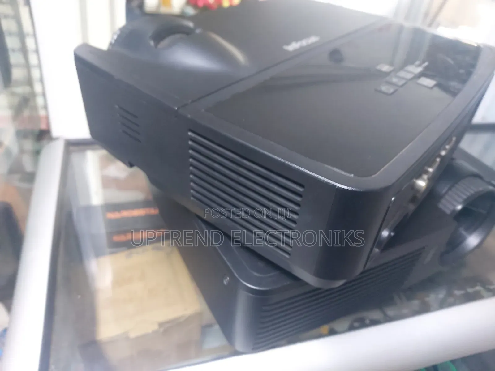 Infocus In112 DLP Projector – 2700 Lumens Brightness