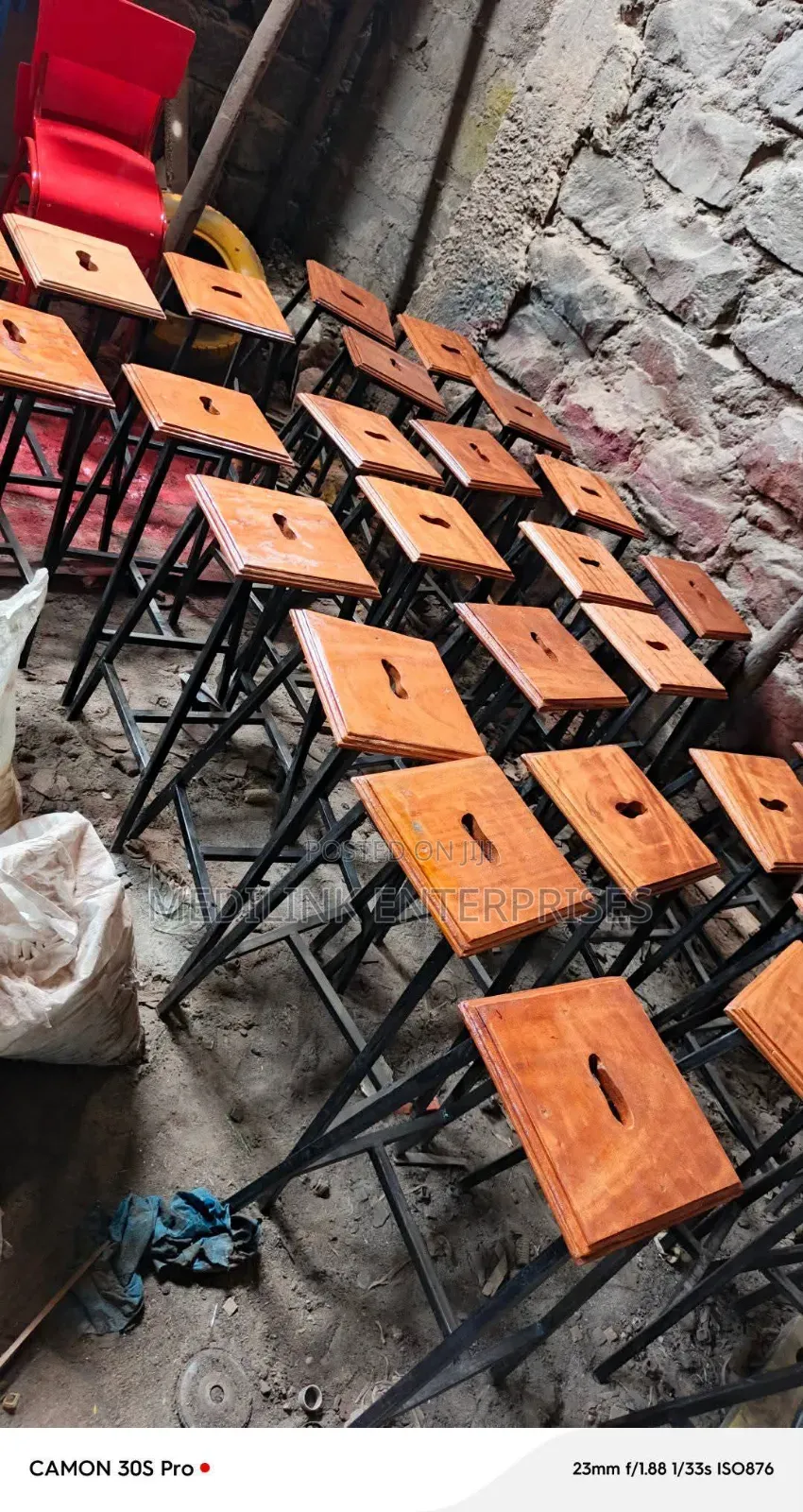 Wooden Metallic Laboratory Stools