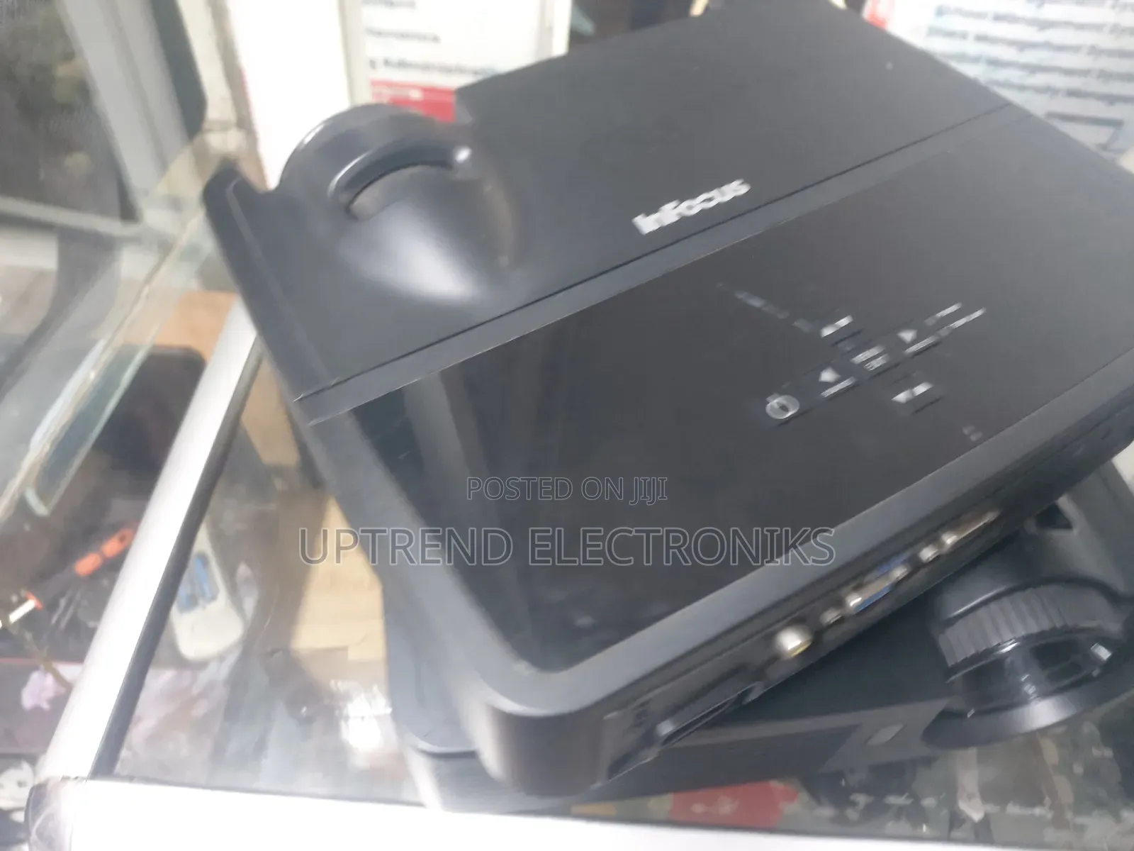Infocus In112 – Perfect for Schools Offices