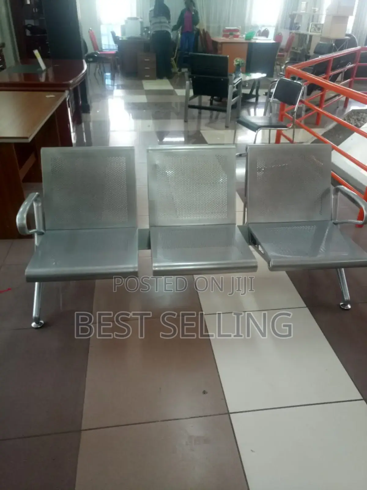 Unpadded Waiting Chair