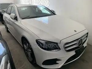 Mercedes-Benz E250 2018 Off white