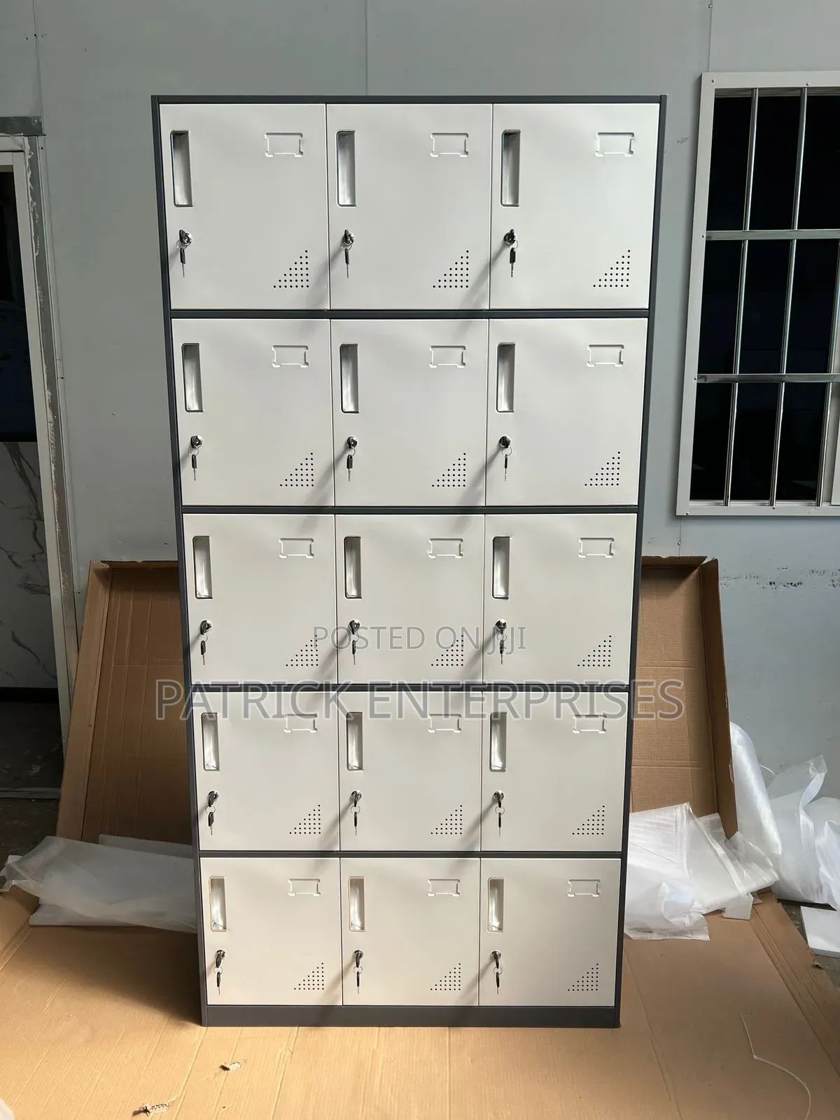 Executive Modern Metallic Cabinet With 15 Doors