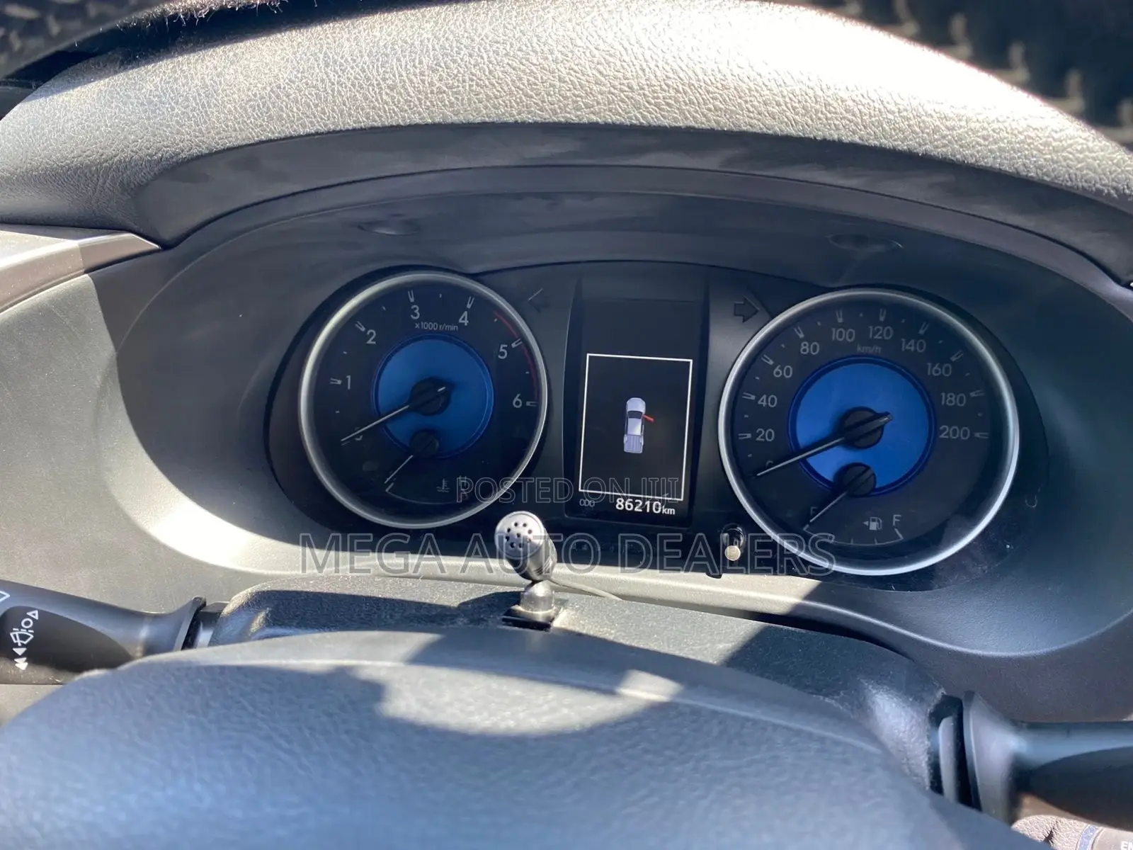 Toyota Hilux 2018 Blue