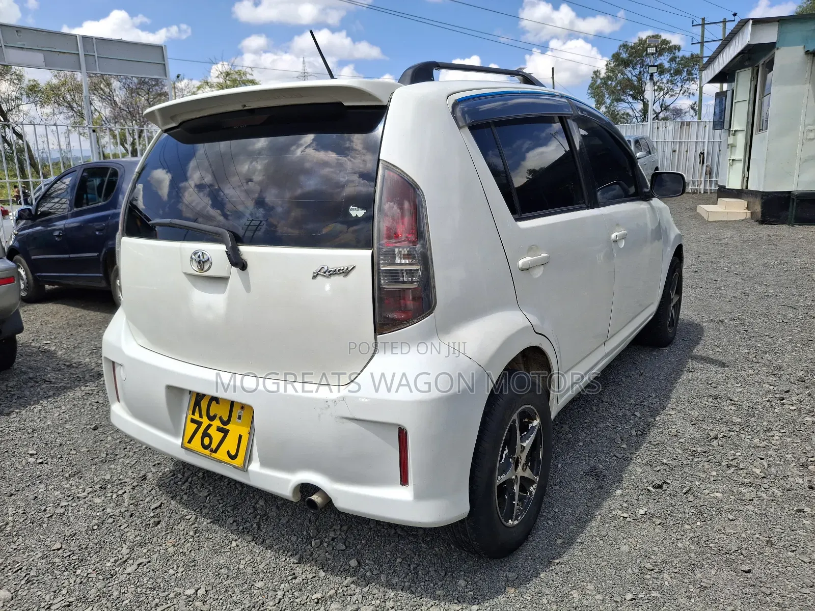 Toyota Passo 2009 White