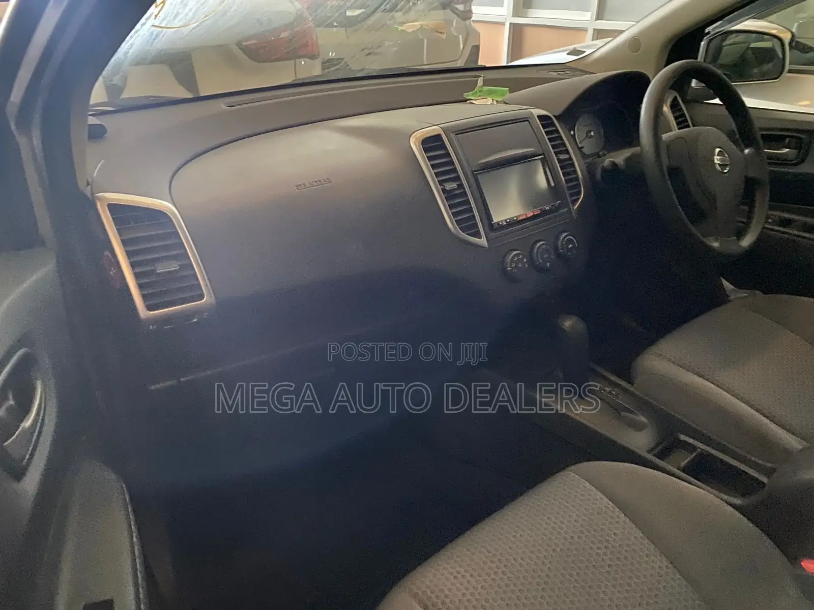 Nissan Wingroad 2018 Silver