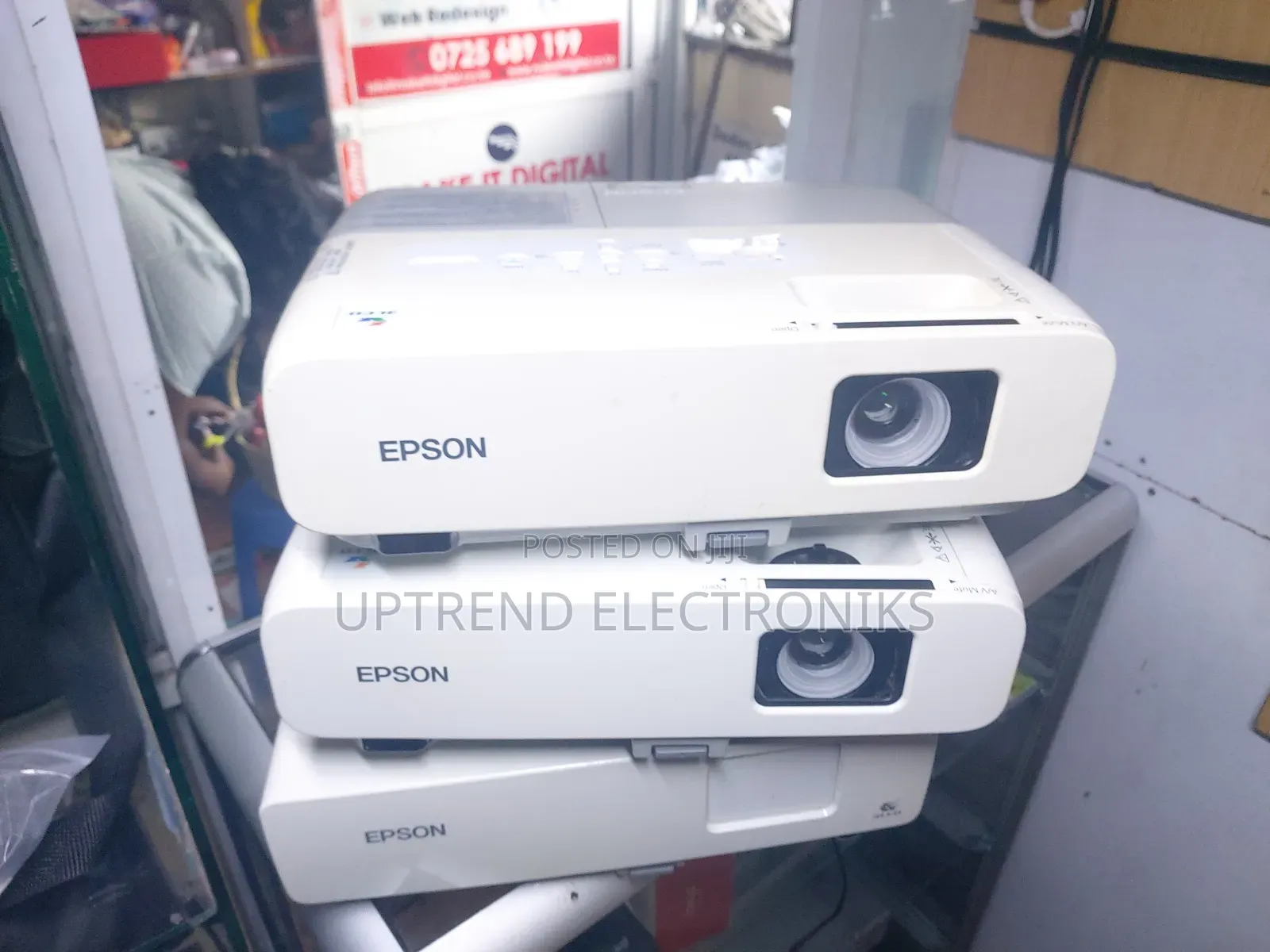 Epson Powerlite 83c – Affordable Powerful