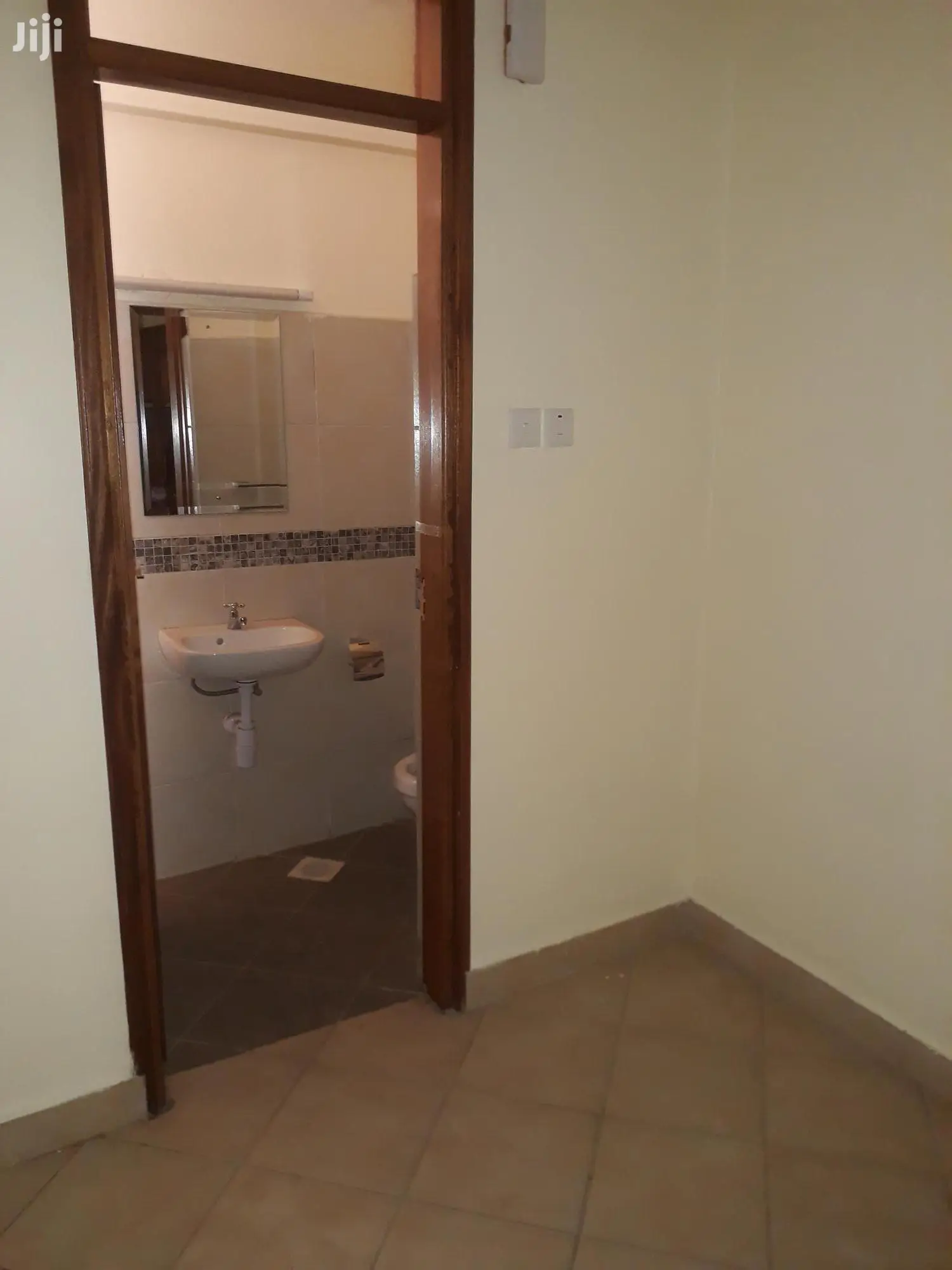 Spacious Studio In Lavington For Rent
