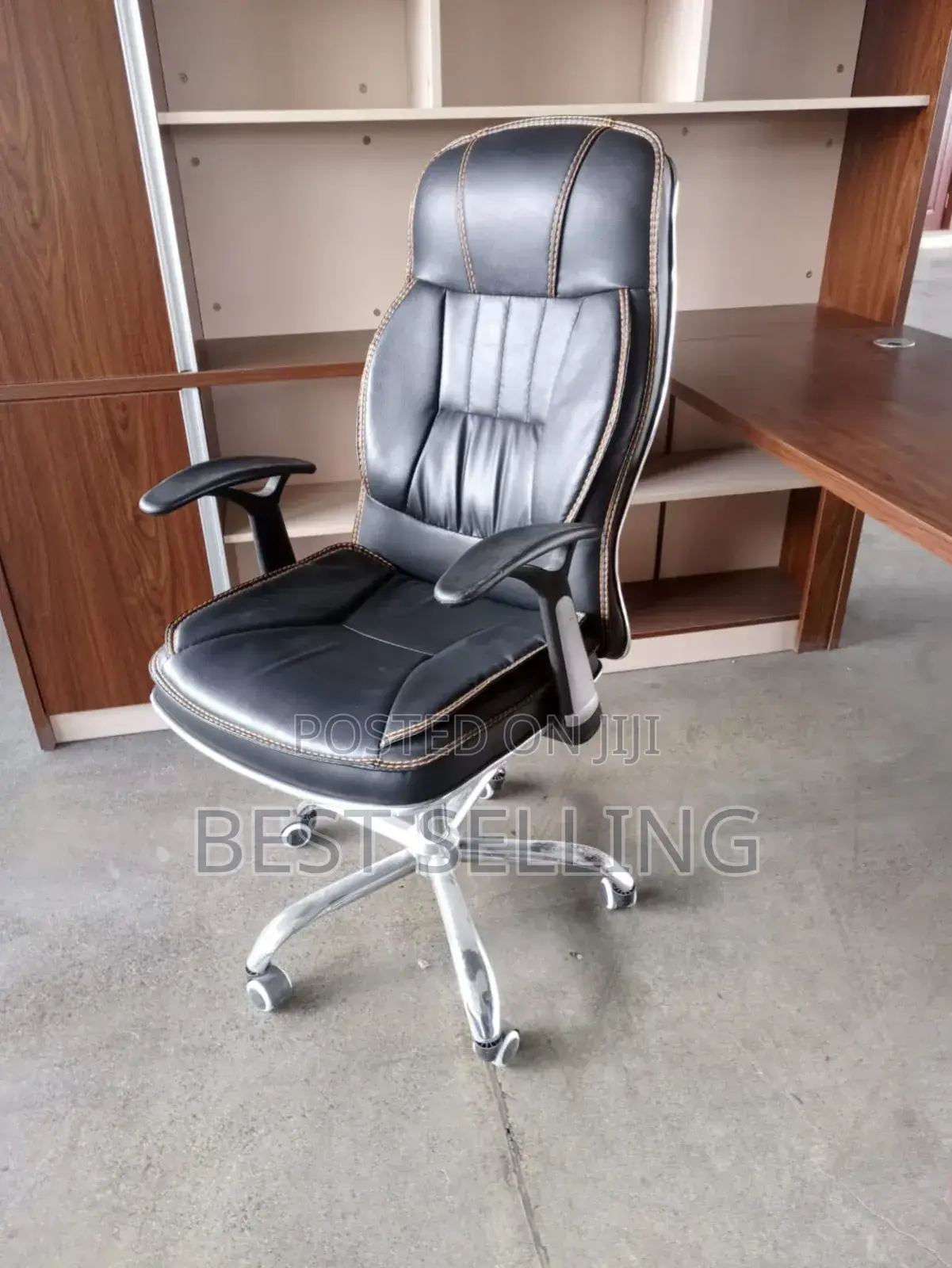 Leathered Office Chair