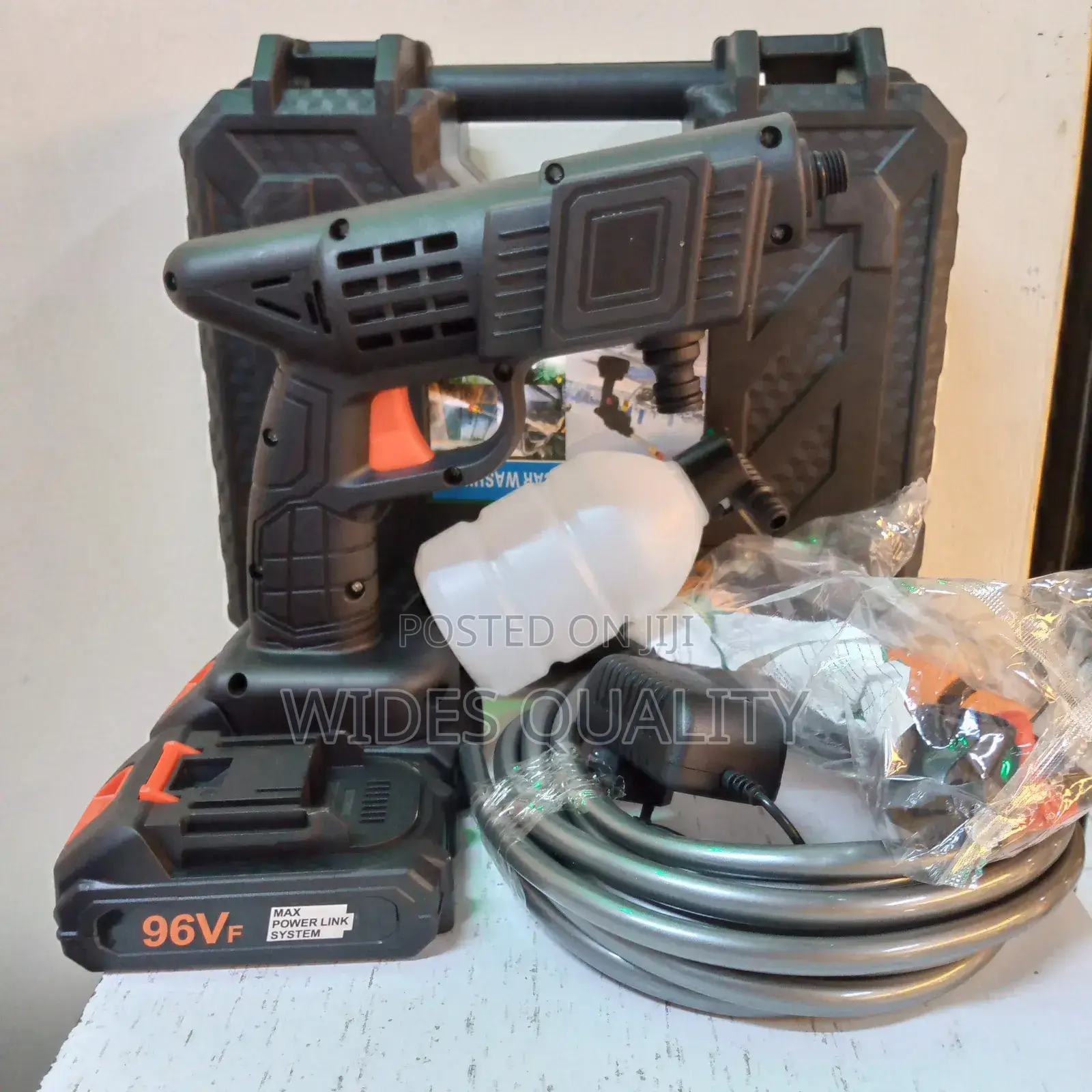 Cordless Electric Pressure Washer. Car Wash Spray Gun Machine