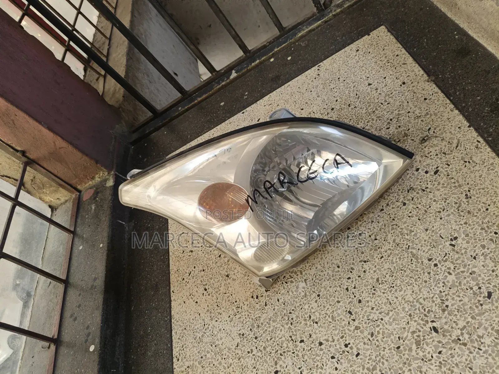 Headlight Prado 120 Adjuster Non -Xenon.