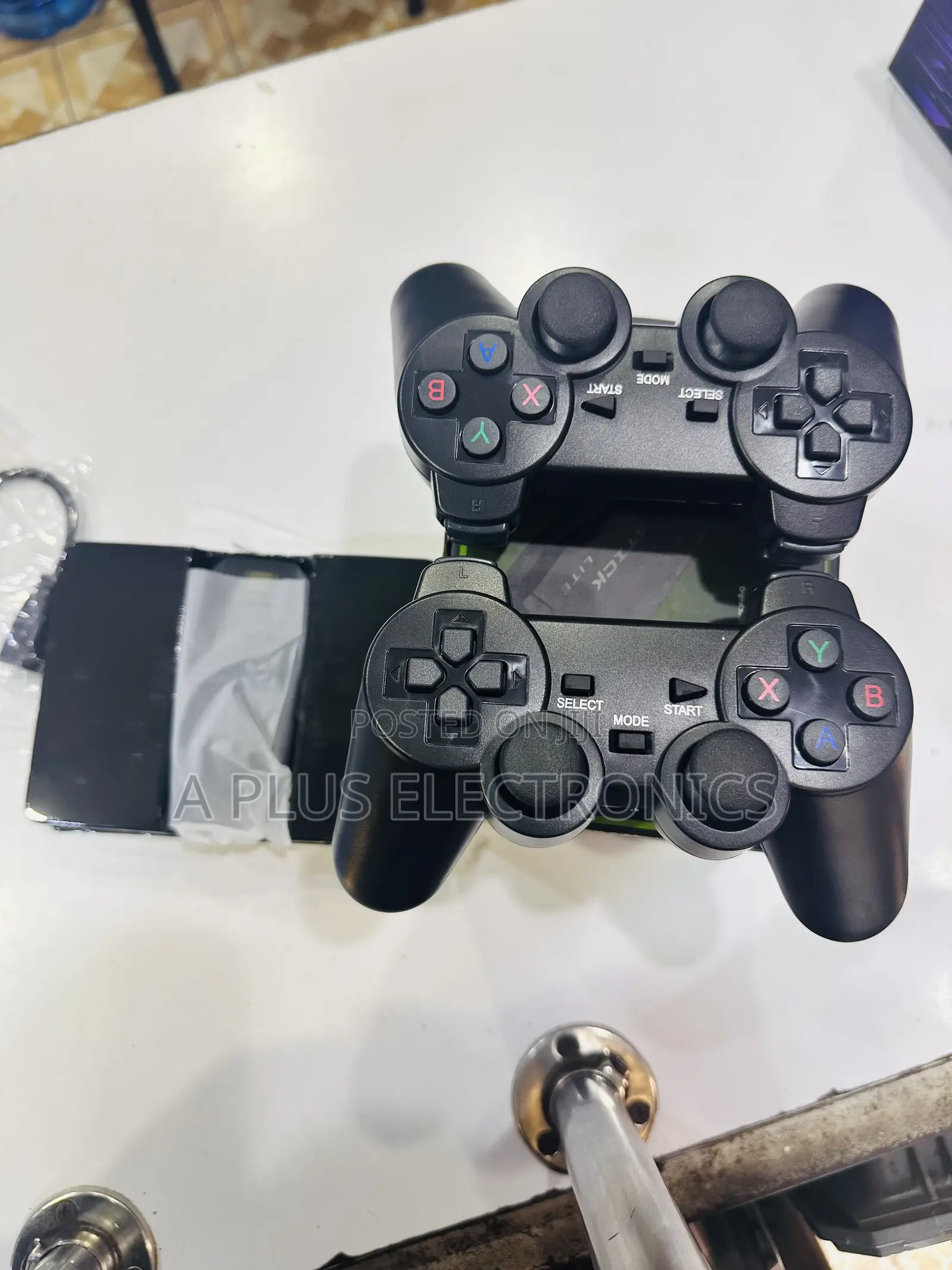 M8 Gamestick