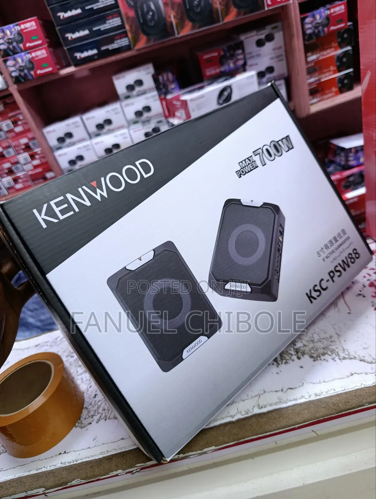Kenwood 700w Under-Seat