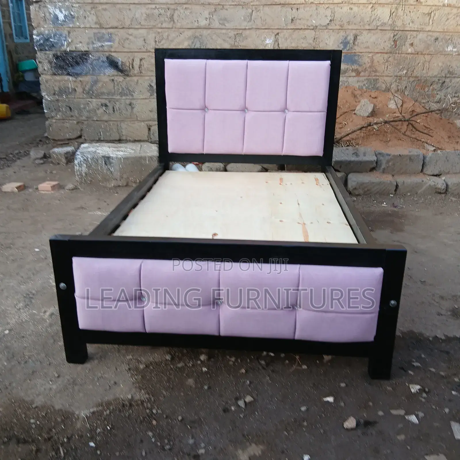 4x6 Mocket Bed.