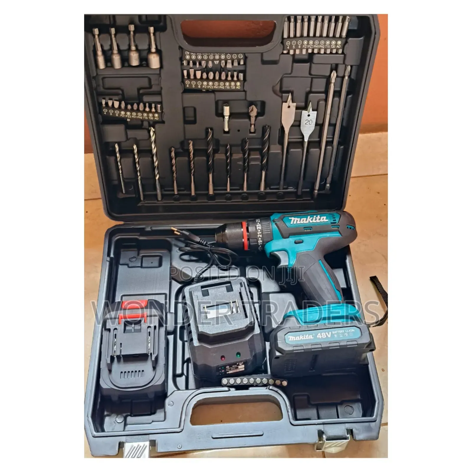 Makita 88v Cordless Drill 
With Hammer Fuction 
2 Batteries
47pcs Dri