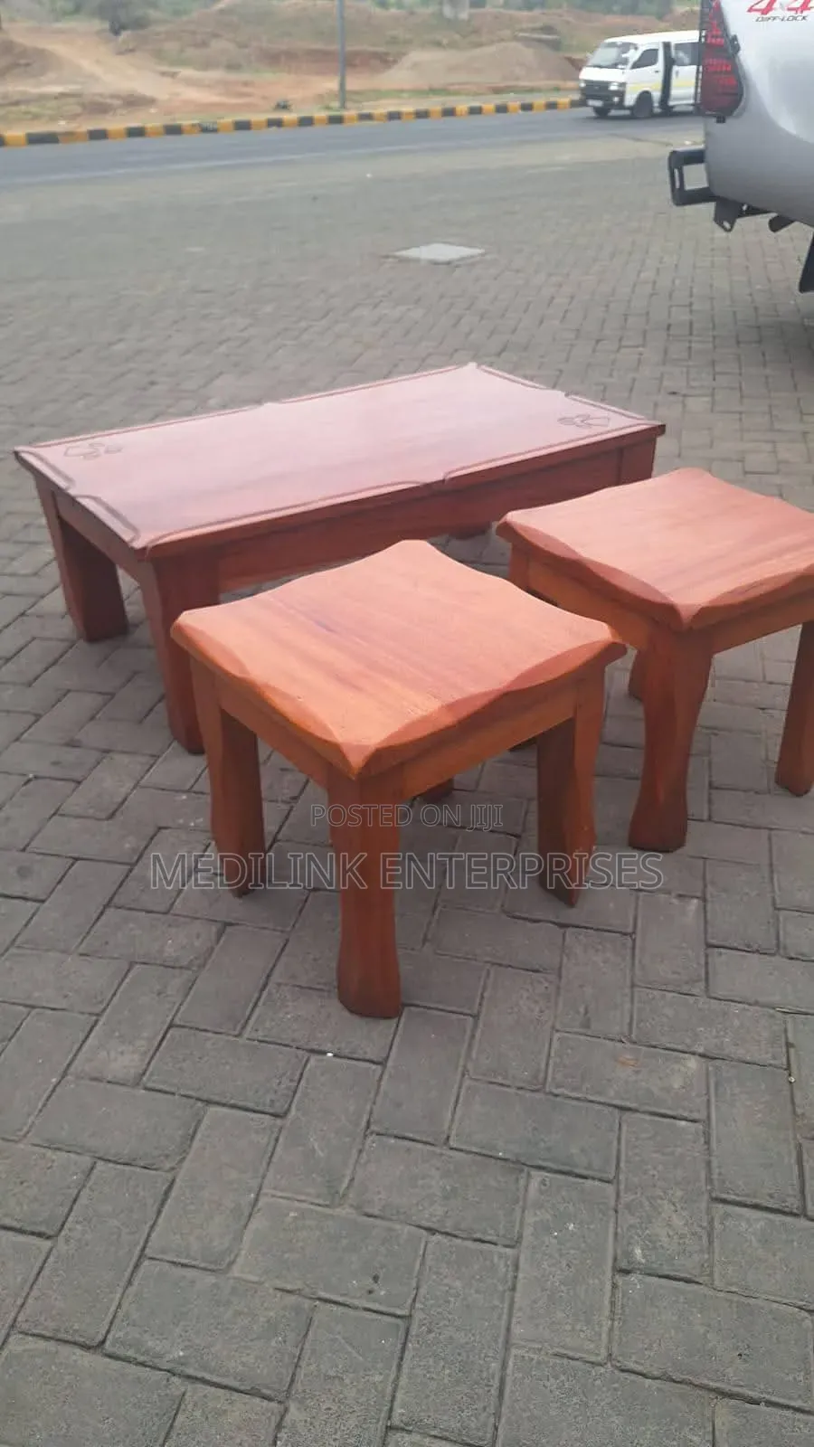Mahogany Crafted Coffee Table Stools