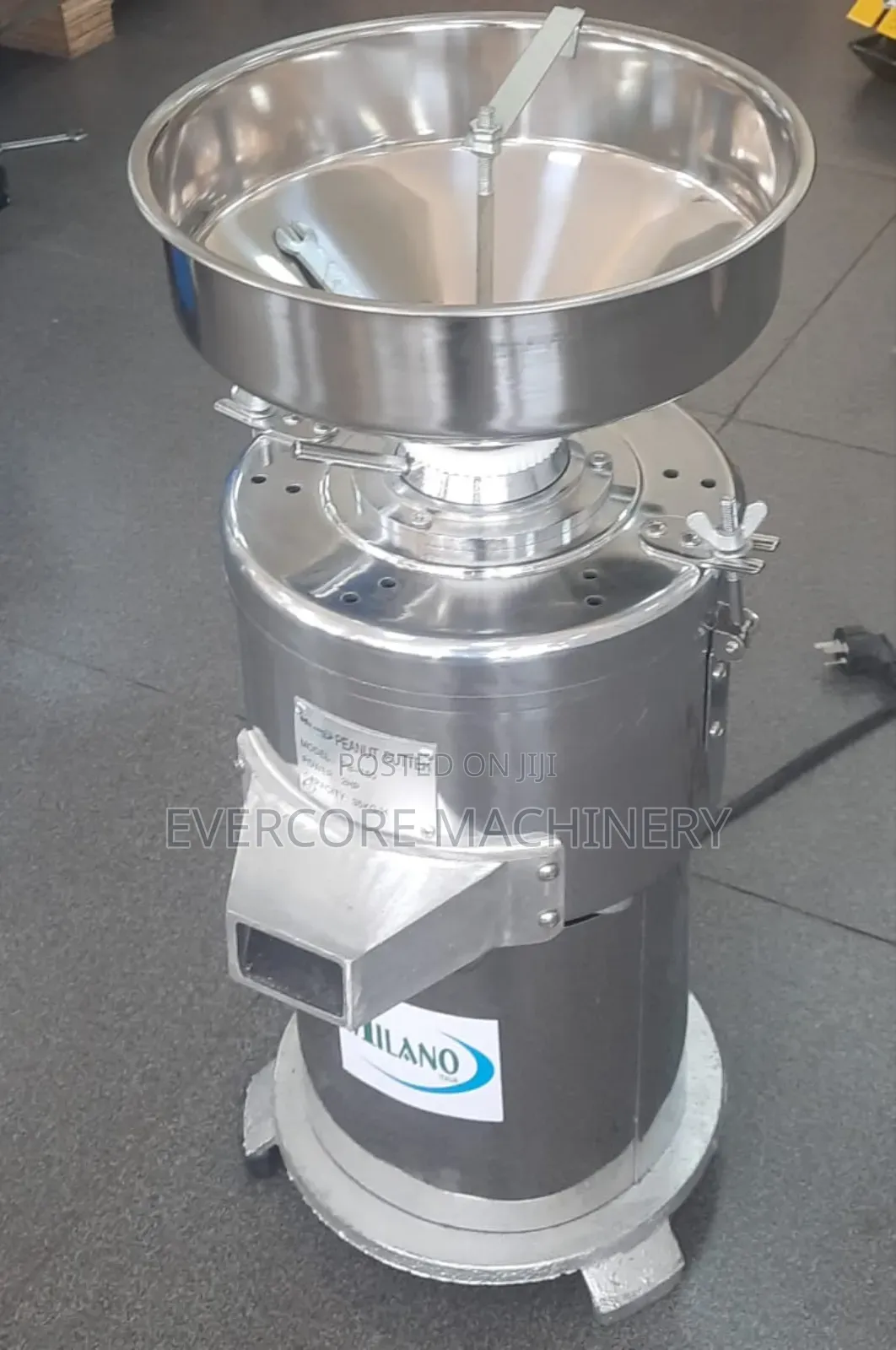 Heavy Duty Peanut Butter Making Machine With 15kg/Hr Production.