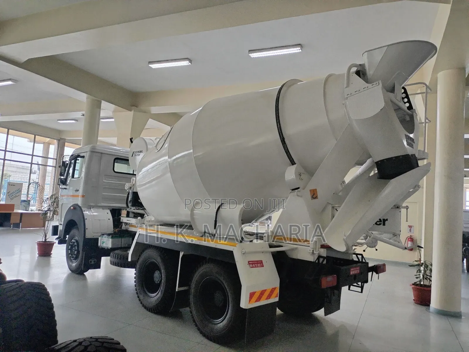 Tata Lpk-2518 Concrete Mixer 7 Cubic Metres 2025 White
