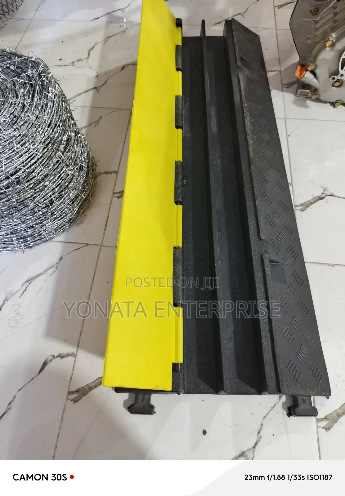 Heavy Duty Reflective 2-channel Cable Protector
