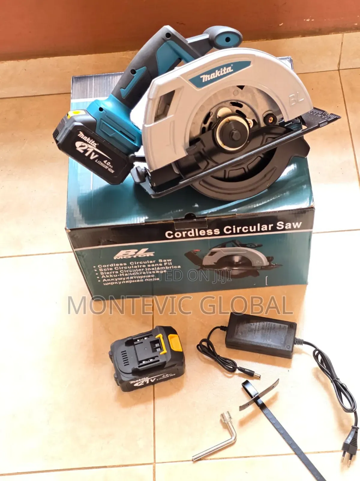 Makita Cordless Circular Saw