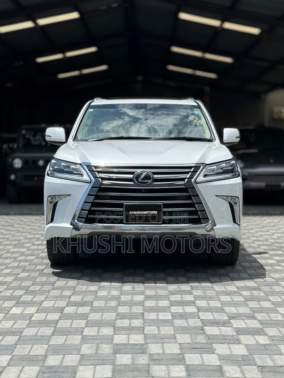 Lexus LX 2019 Pearl