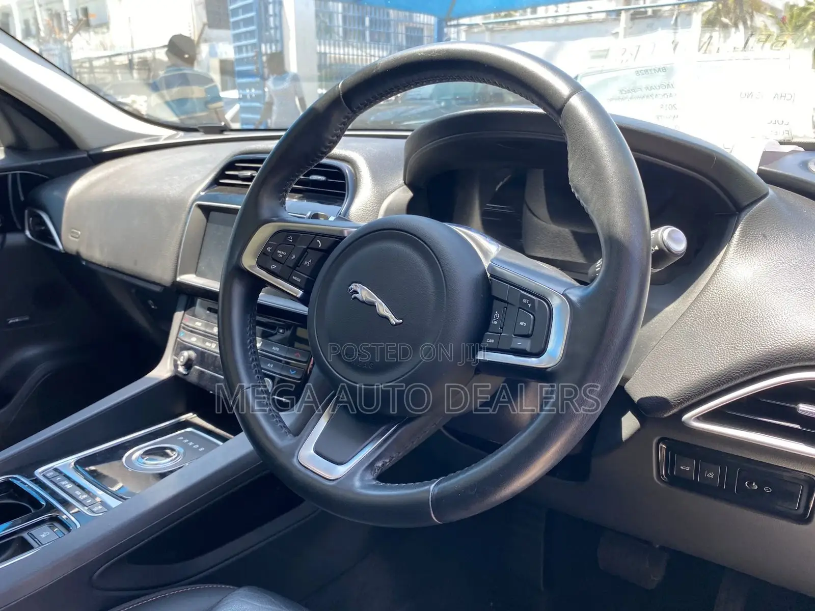 Jaguar F-Pace 2018 Blue
