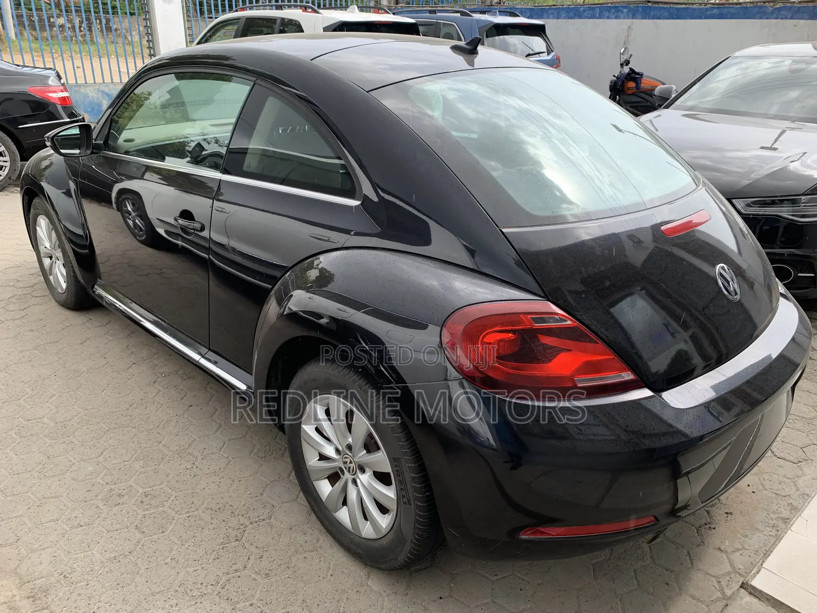 Volkswagen Beetle 1.8T S Hatchback 2017 Black